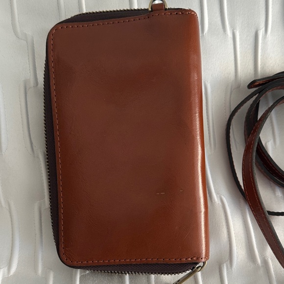 Patricia Nash Pertina Brown Leather crossbody wallet/phone case - Picture 4 of 7